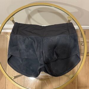 Lululemon Speed Up Low-Rise Lined Short 2.5” - Dark Grey, Size 2